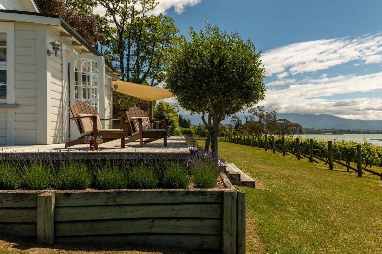 Kina Beach Cottages Tasman エクステリア 写真