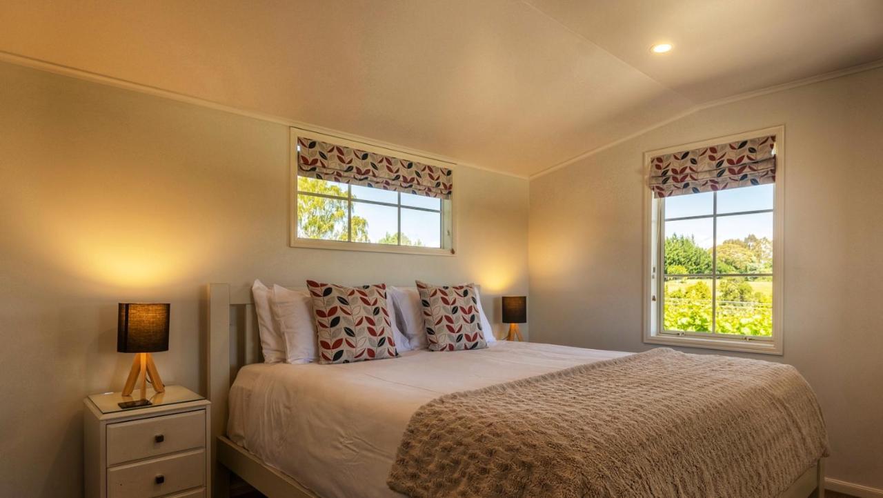 Kina Beach Cottages Tasman エクステリア 写真